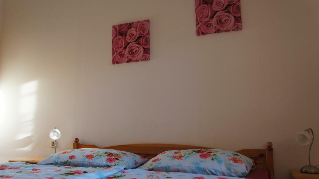Ivo Apartments โรกอซนิซา ภายนอก รูปภาพ